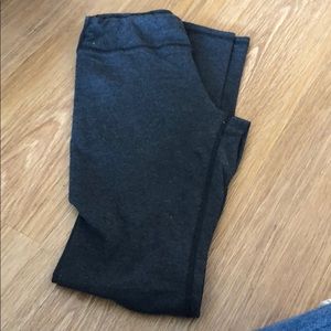 Brandy Melville leggings